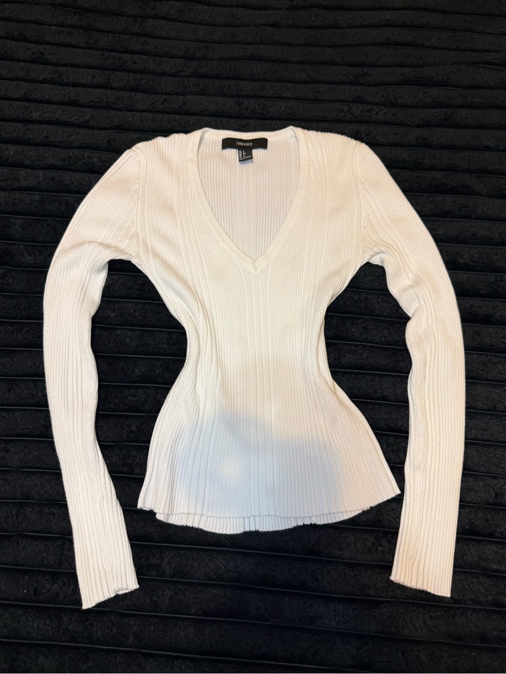 Ribbed V-Neck Long Sleeve Sweater - White